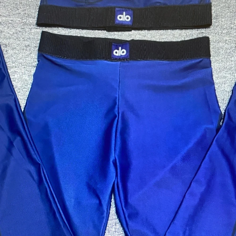 ALO Yoga Royal Blue Sports Bra & Leggings Set Size S